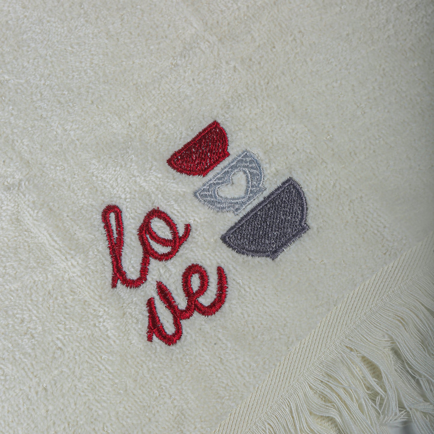 Velvet Touch Kitchen Collection - Luxury Embroidered 3-Piece 30*50 Cm Set